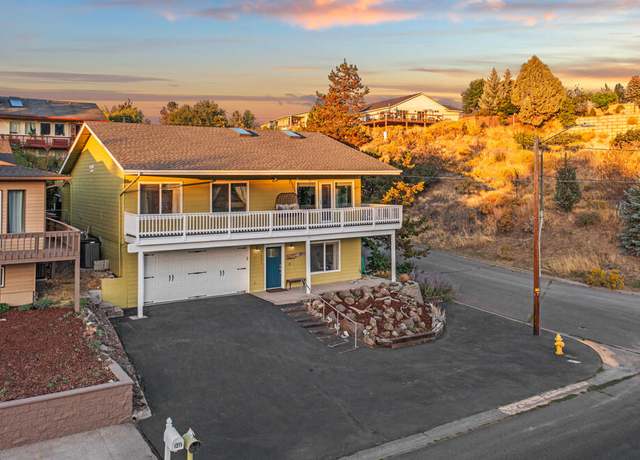 Property at 1201 Front St, Klamath Falls, OR 97601, 4 beds, 3 baths