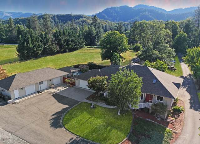 Property at 295 Foots Creek Rd, Gold Hill, OR 97525, 3 beds, 3.5 baths