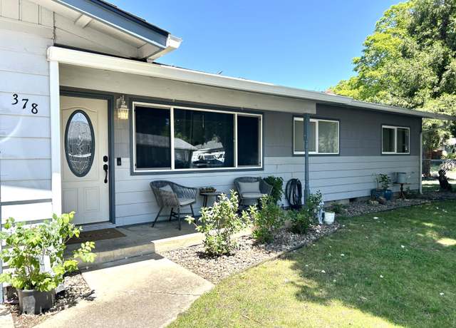 Property at 378 S Central Valley Dr, Central Point, OR 97502, 3 beds, 1.5 baths