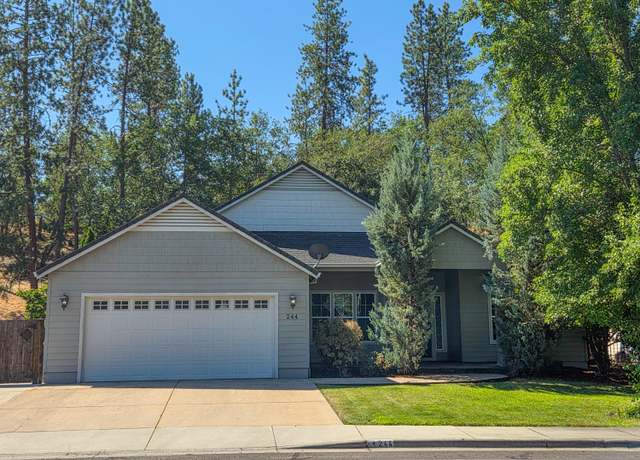 Property at 244 Arrowhead Trl, Eagle Point, OR 97524, 3 beds, 2 baths
