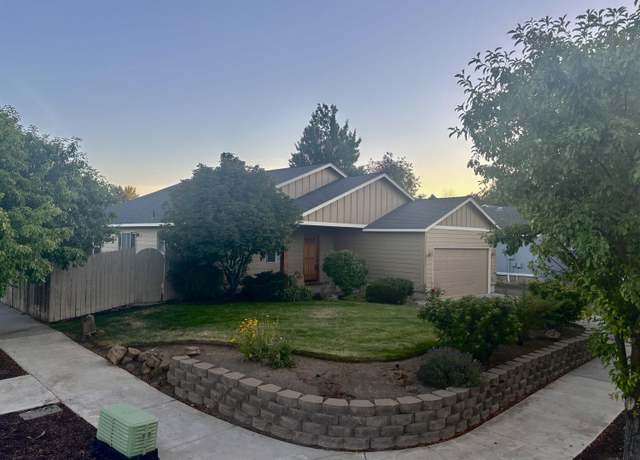 Property at 20299 Poe Sholes Dr, Bend, OR 97703, 3 beds, 2 baths