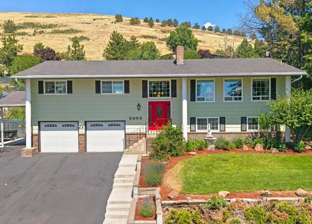 Property at 2003 Kimberly Dr, Klamath Falls, OR 97603, 4 beds, 3 baths