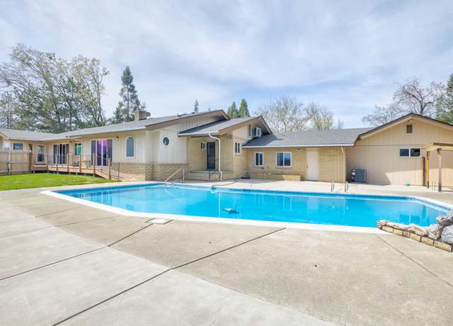 Property at 3320 Upper River Rd, Grants Pass, OR 97526, 4 beds, 6 baths