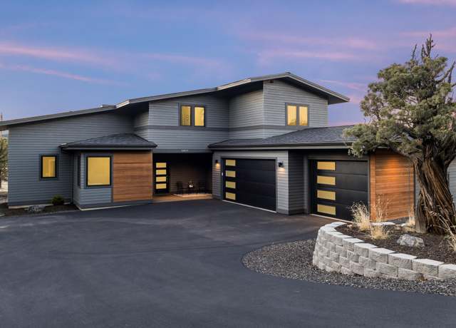 Property at 10465 Bitterbrush Ct, Redmond, OR 97756, 3 beds, 2.5 baths