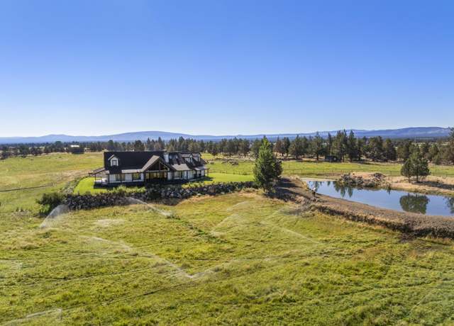 Property at 23636 Ten Barr Trl, Bend, OR 97701, 3 beds, 4.5 baths