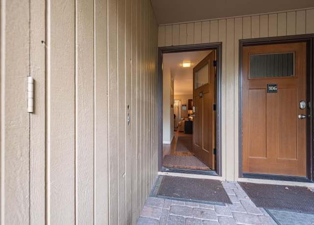 Property at 19717 SW Mount Bachelor Dr Unit 105, Bend, OR 97702, 1 bed, 1 bath