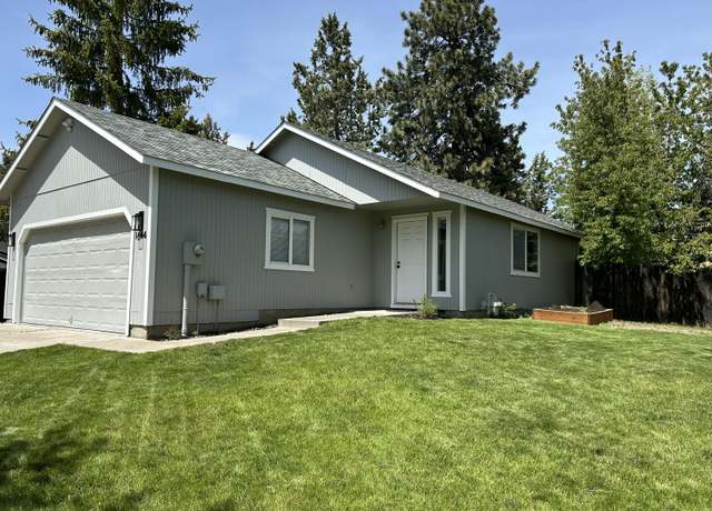 Property at 1644 SE Riviera Dr, Bend, OR 97702, 2 beds, 2 baths