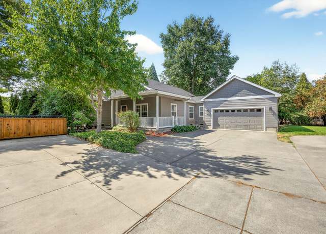 Property at 407 Silver Creek Dr, Central Point, OR 97502, 3 beds, 2 baths