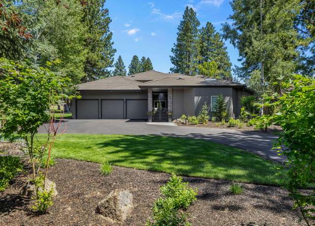 Property at 19558 Green Lakes Loop, Bend, OR 97702, 3 beds, 3.5 baths