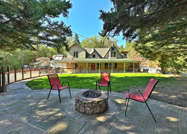 Property at 836 Sleepy Hollow Loop, Grants Pass, OR 97527, 5 beds, 2 baths