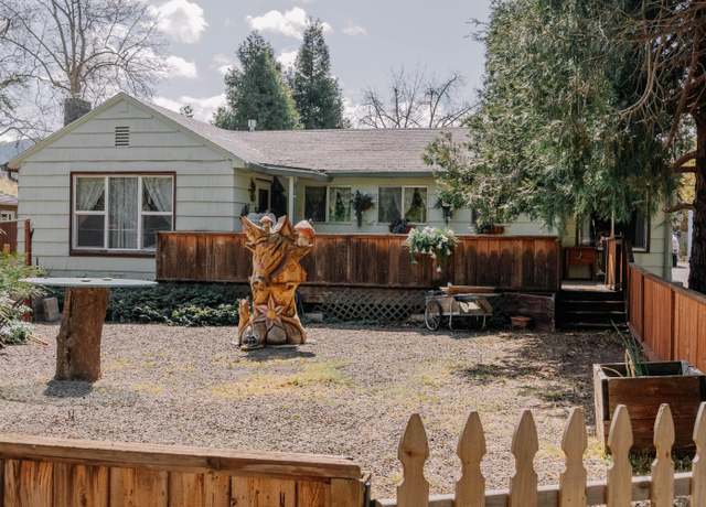 Property at 217 N 2nd St, Talent, OR 97540, 3 beds, 2 baths