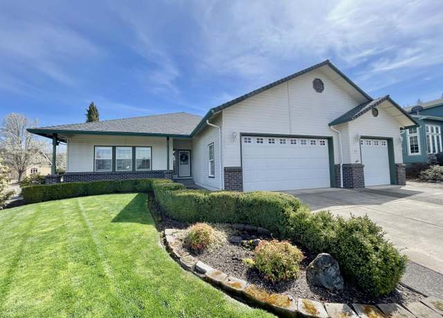 Property at 494 Pinnacle Rdg, Eagle Point, OR 97524, 3 beds, 2 baths