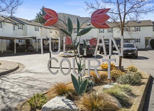 Property at 490 Tulipan Way, Talent, OR 97540, 3 beds, 2 baths