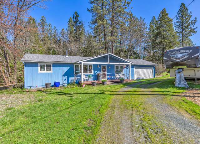 Property at 9780 Monument Dr, Grants Pass, OR 97526, 3 beds, 2 baths