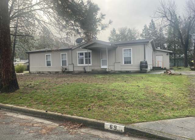 Property at 69 Maple Dr, Shady Cove, OR 97539, 3 beds, 2 baths