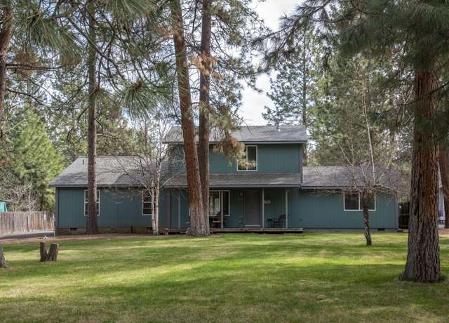 Property at 19327 Apache Rd, Bend, OR 97702, 4 beds, 3 baths