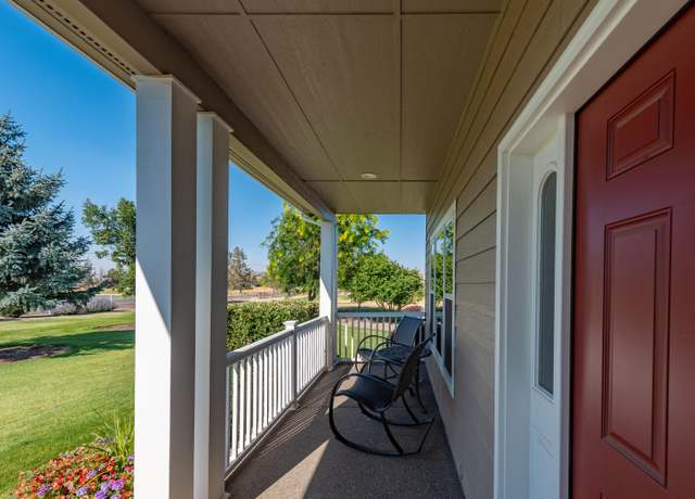 Property at 333 NE Knickerbocker Ave, Redmond, OR 97756, 3 beds, 2.5 baths