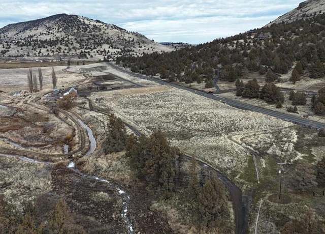 Property at 13340 Crystal Springs Rd, Klamath Falls, OR 97603, 3 beds, 1 bath