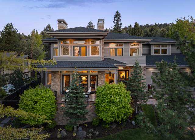 Property at 925 NW Yosemite Dr, Bend, OR 97703, 4 beds, 4.5 baths