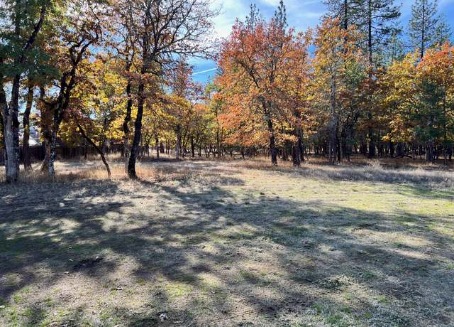 Property at 521 Rogue Air Dr, Shady Cove, OR 97539