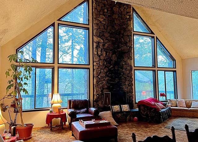 Property at 7344 N Applegate Rd, Grants Pass, OR 97527, 3 beds, 2 baths