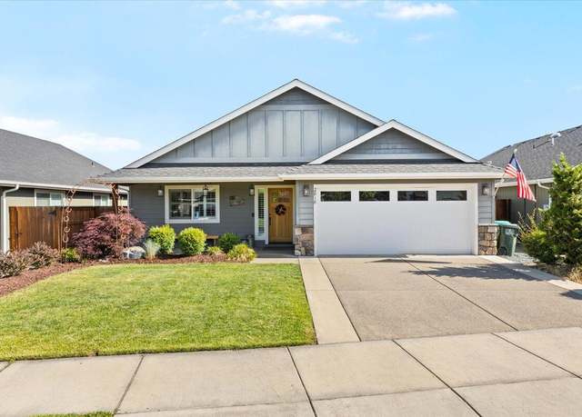 Property at 2818 Esther Ln, Grants Pass, OR 97527, 3 beds, 3 baths