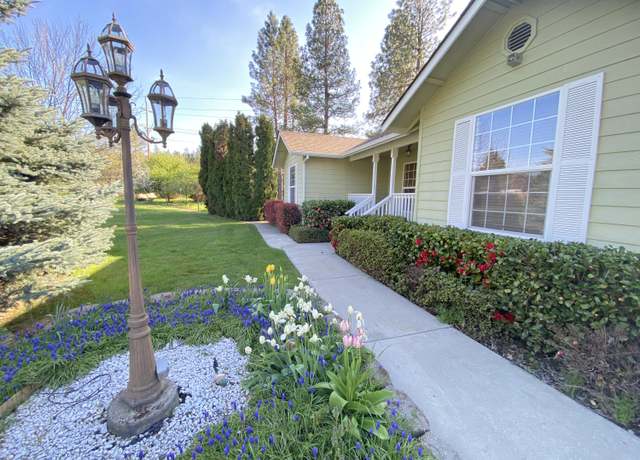Property at 167 Allman Way, Grants Pass, OR 97526, 3 beds, 2 baths
