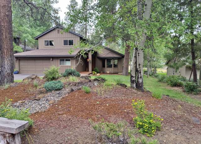 Property at 17904 Acer Ln #11, Sunriver, OR 97707, 5 beds, 4 baths