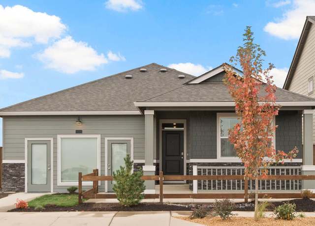 Property at 21640 SE Fuji Dr, Bend, OR 97702, 4 beds, 2 baths