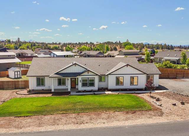 Property at 3956 NW 39th Dr, Redmond, OR 97756, 4 beds, 2 baths