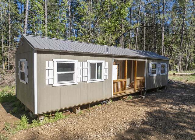 Property at 382 Garner Rd, Cave Junction, OR 97523