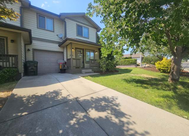 Property at 253 Northview Dr, Eagle Point, OR 97524, 3 beds, 2.5 baths