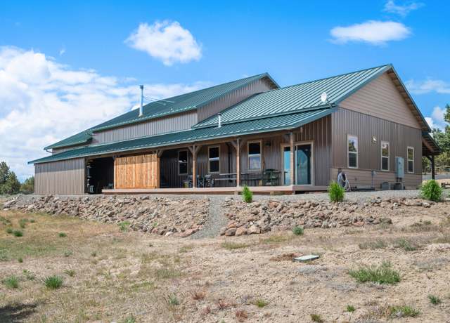 Property at 1424 SE Happy Trails Ln, Prineville, OR 97754, 1 bed, 2 baths