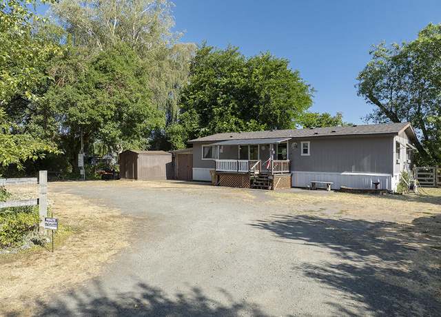 Property at 4726 Lower River Rd, Grants Pass, OR 97526, 3 beds, 2 baths