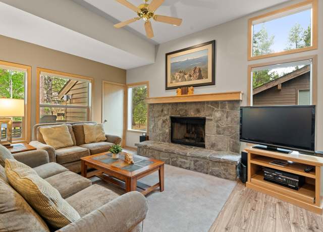 Property at 57357 Beaver Ridge Loop #22, Sunriver, OR 97707, 2 beds, 2 baths