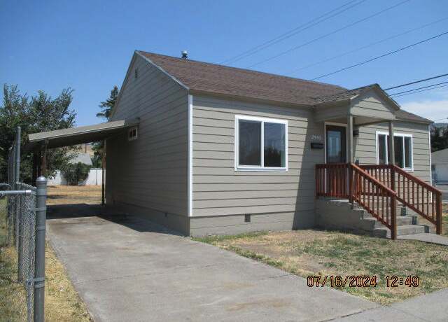 Property at 2553 Applegate Ave, Klamath Falls, OR 97601, 2 beds, 1 bath
