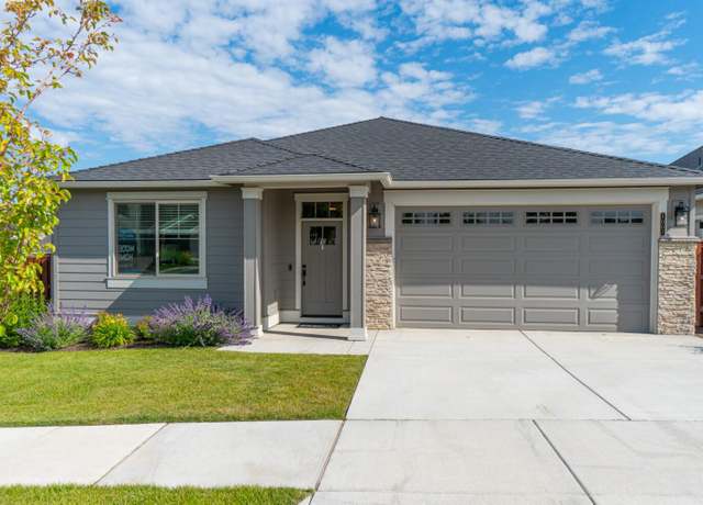 Property at 1007 NE Hudspeth Cir, Prineville, OR 97754, 3 beds, 2 baths