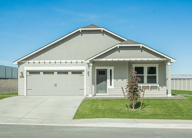 Property at 3566 NW 8th St #52, Redmond, OR 97756, 3 beds, 2 baths