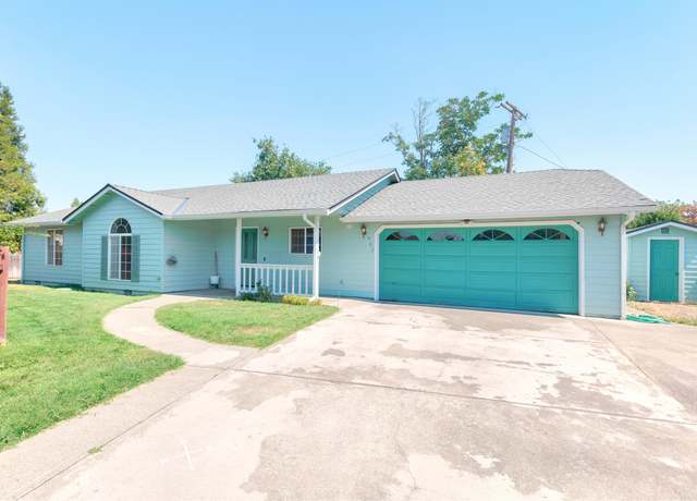 Property at 907 SW Sams Cir, Grants Pass, OR 97526, 3 beds, 2 baths