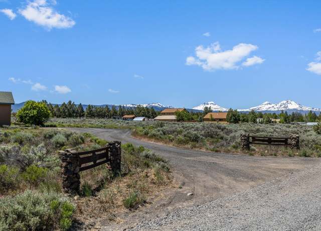 Property at 17571 Paladin Dr, Bend, OR 97703, 3 beds, 2 baths