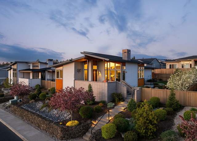 Property at 3480 SW 45th St, Redmond, OR 97756, 3 beds, 2 baths