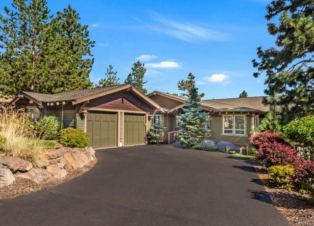 Property at 3241 NW Fairway Heights Dr, Bend, OR 97703, 3 beds, 2.5 baths