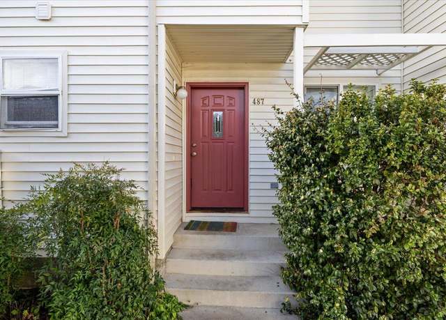 Property at 487 Tulipan Way, Talent, OR 97540, 2 beds, 1.5 baths