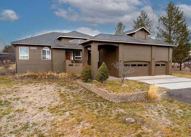 Property at 60895 Jennings Rd, Bend, OR 97702, 3 beds, 2.5 baths