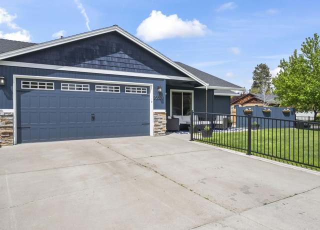 Property at 20528 Dylan Loop, Bend, OR 97702, 3 beds, 2 baths