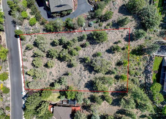 Property at 3333 NW Panorama Dr, Bend, OR 97703