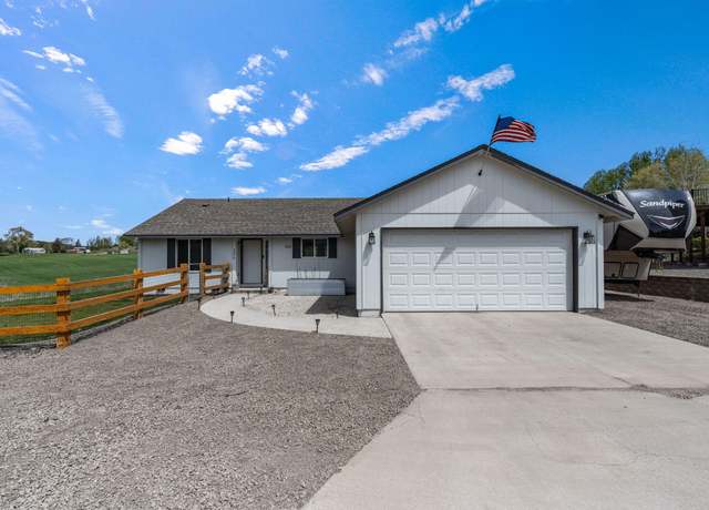 Property at 3276 NE Yellowpine Rd, Prineville, OR 97754, 3 beds, 2 baths