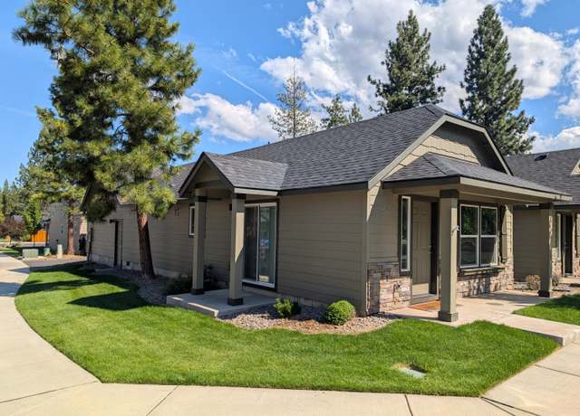 Property at 958 N Trinity Way, Sisters, OR 97759, 2 beds, 1.5 baths