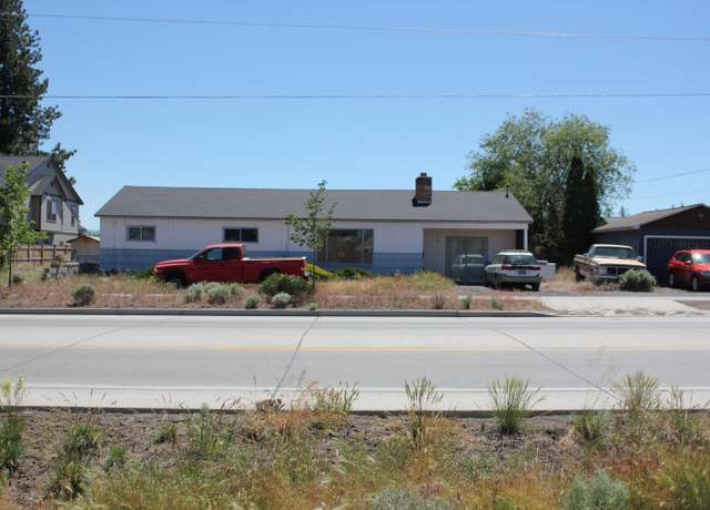 Property at 615 SE Reed Market Rd, Bend, OR 97702, 3 beds, 2 baths