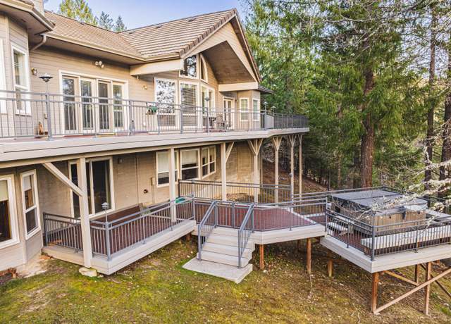 Property at 482 Hidden Valley Ln, Rogue River, OR 97537, 3 beds, 4.5 baths